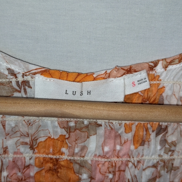 Lush 100% Cotton Pink Ditsy Floral Puff Sleeve Sheared Blouse Top Size Small - Picture 5 of 9